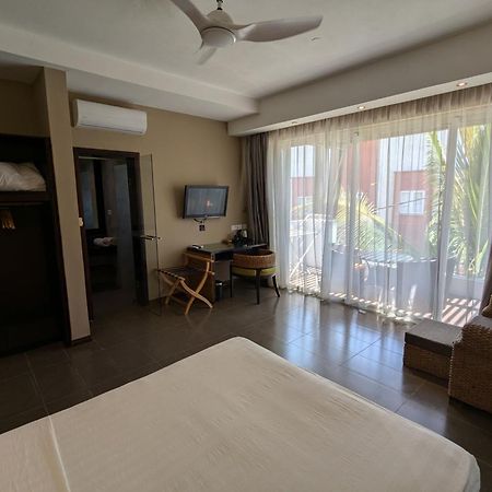 Dodola Lodge Pereybere Beach Bagian luar foto