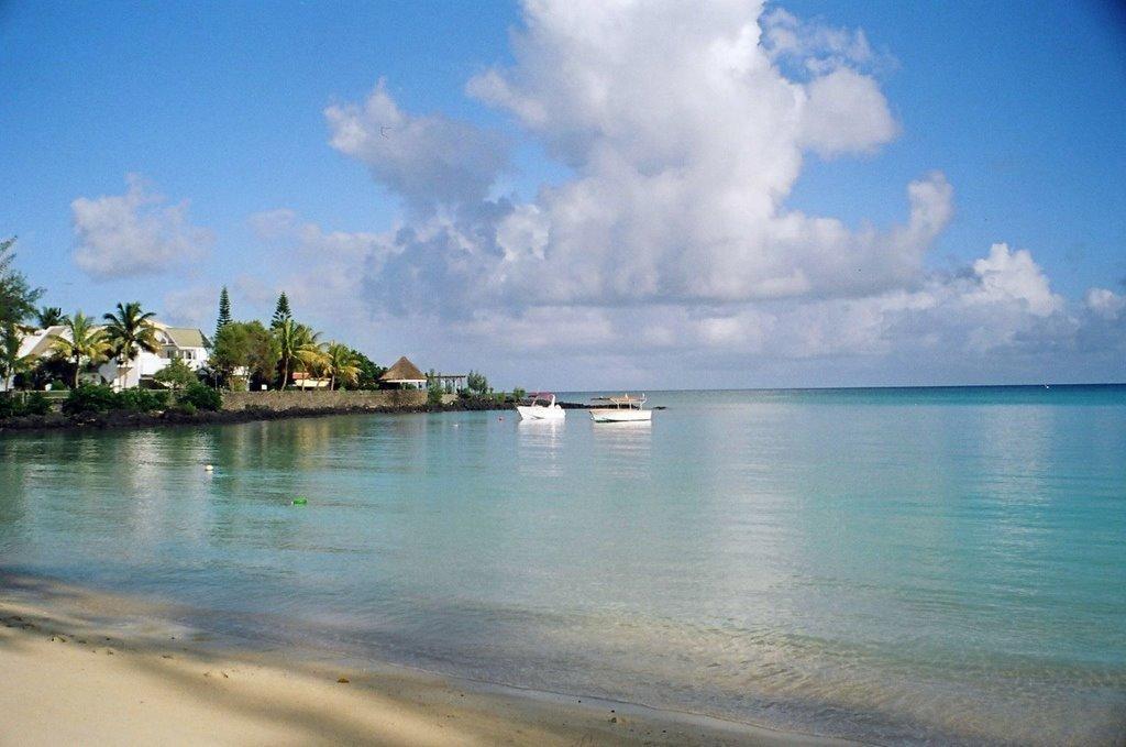 Dodola Lodge Pereybere Beach Bagian luar foto