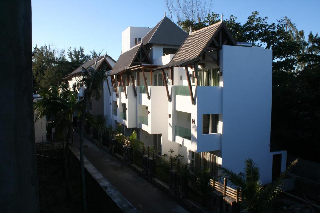 Dodola Lodge Pereybere Beach Bagian luar foto